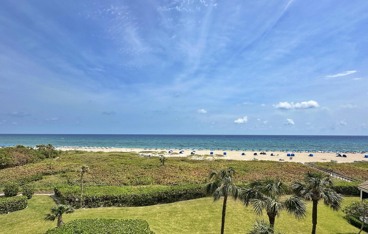 Primary Photo - 3000 N Ocean Dr