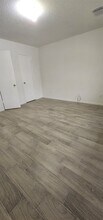 Building Photo - 10943 Bradford Way Dr