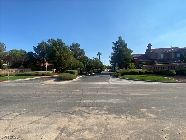 Foto del edificio - 7255 Diamond Canyon Ln