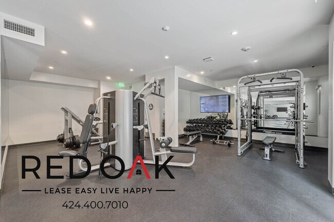 Foto del edificio - 5851 W 88th St