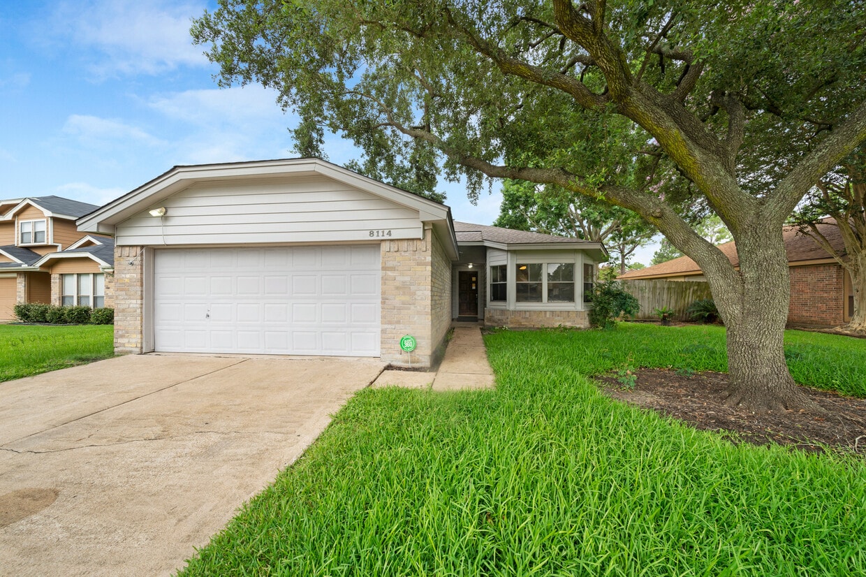 8114 Glorieta Dr, Houston, TX 77083 House Rental in Houston, TX