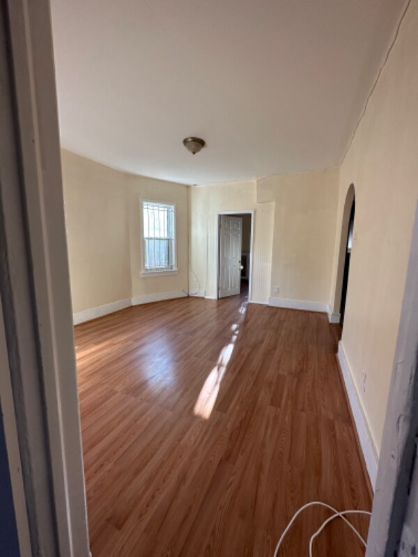 9530 Culloden Pl Unit 3rd Fl, Queens, NY 11416 Apartment for Rent in