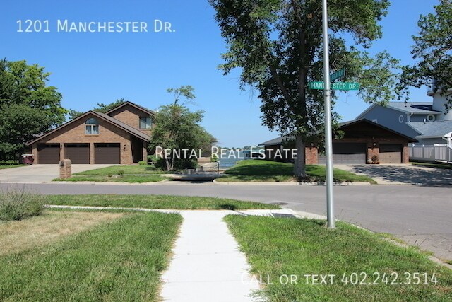 Building Photo - 1201 Manchester Dr