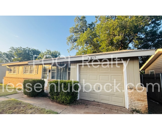 Building Photo - 4417 43rd St