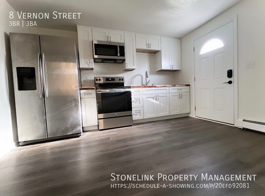 8 Vernon St, Providence, RI 02903 Townhome Rentals in Providence RI