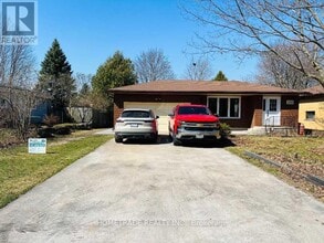 Building Photo - 206 Little Ave