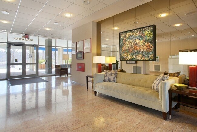 Foto del edificio - 33 Pond Ave