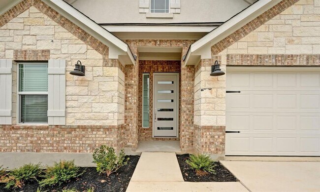 Foto del edificio - 1613 Dove Rnch Rd