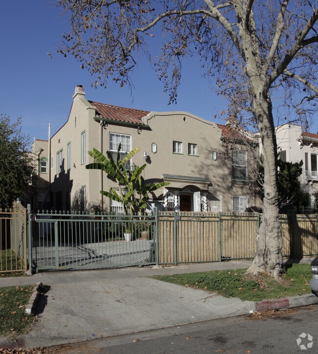 Building Photo - 143-145 S Catalina St