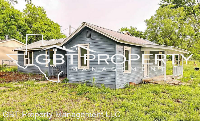 Building Photo - 3 br, 3 bath House - 1101 S. Reagan St.