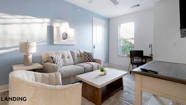 Foto del edificio - 8110 Blue Goose Rd