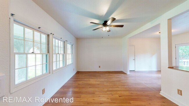 Foto del edificio - 4 br, 3 bath House - 2717 Dan Street