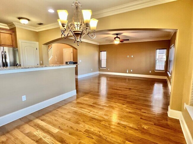 Building Photo - 250 Calusa Blvd