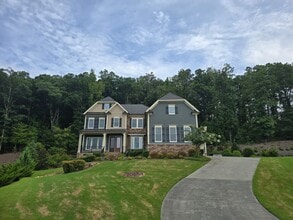 Building Photo - 137 Lystra Grant Ct