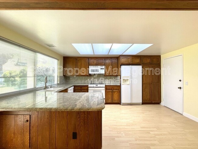 Building Photo - 17015 Palacio Ct