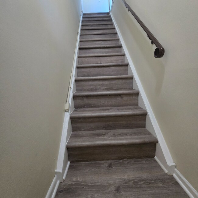 Foto del edificio - 589 Wrensong Rd