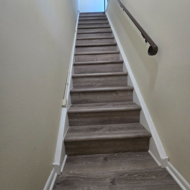 Building Photo - 589 Wrensong Rd