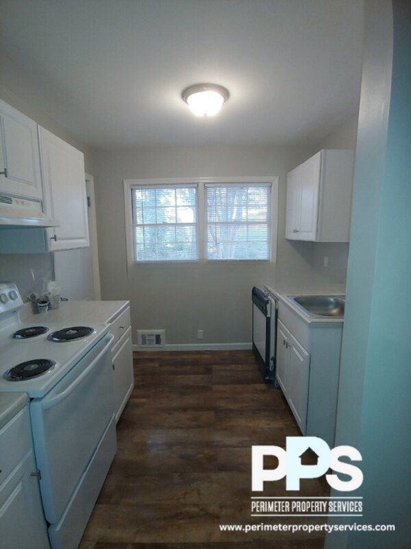 Building Photo - 1804 Idlewood Dr