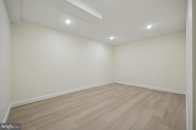 Foto del edificio - 103 N 63rd St