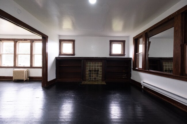 Foto del edificio - 1022 Kenneth Ave