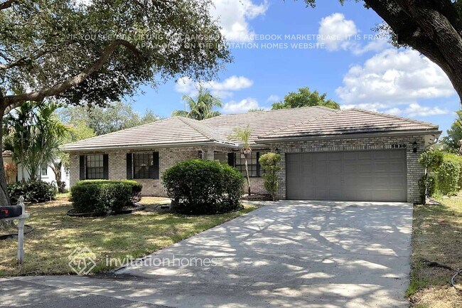 Building Photo - 5830 NW 40th Ln
