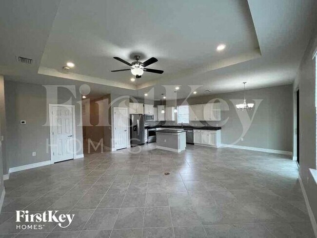 Foto del edificio - 2535 Marton Oak Blvd