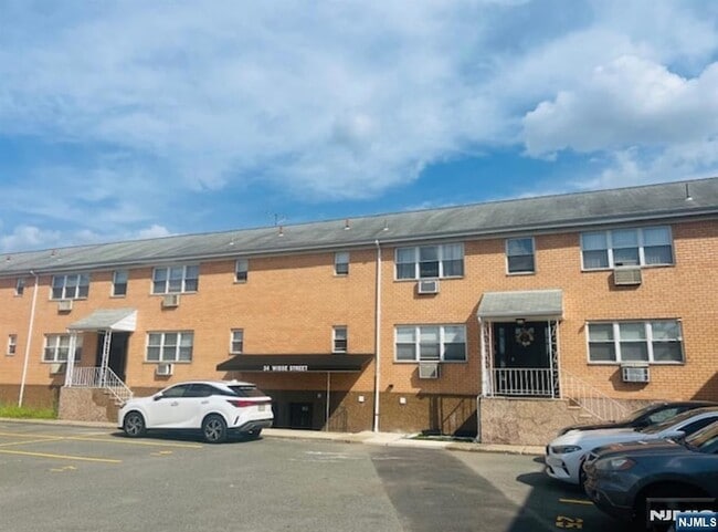 Photo - 34 Wisse St Apartment