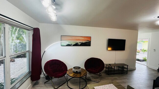 Foto del edificio - 1125 NE 80th St