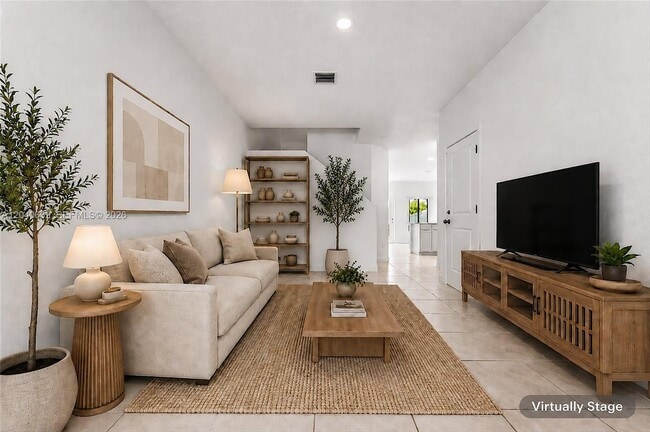 Foto del edificio - 4825 Dillon St