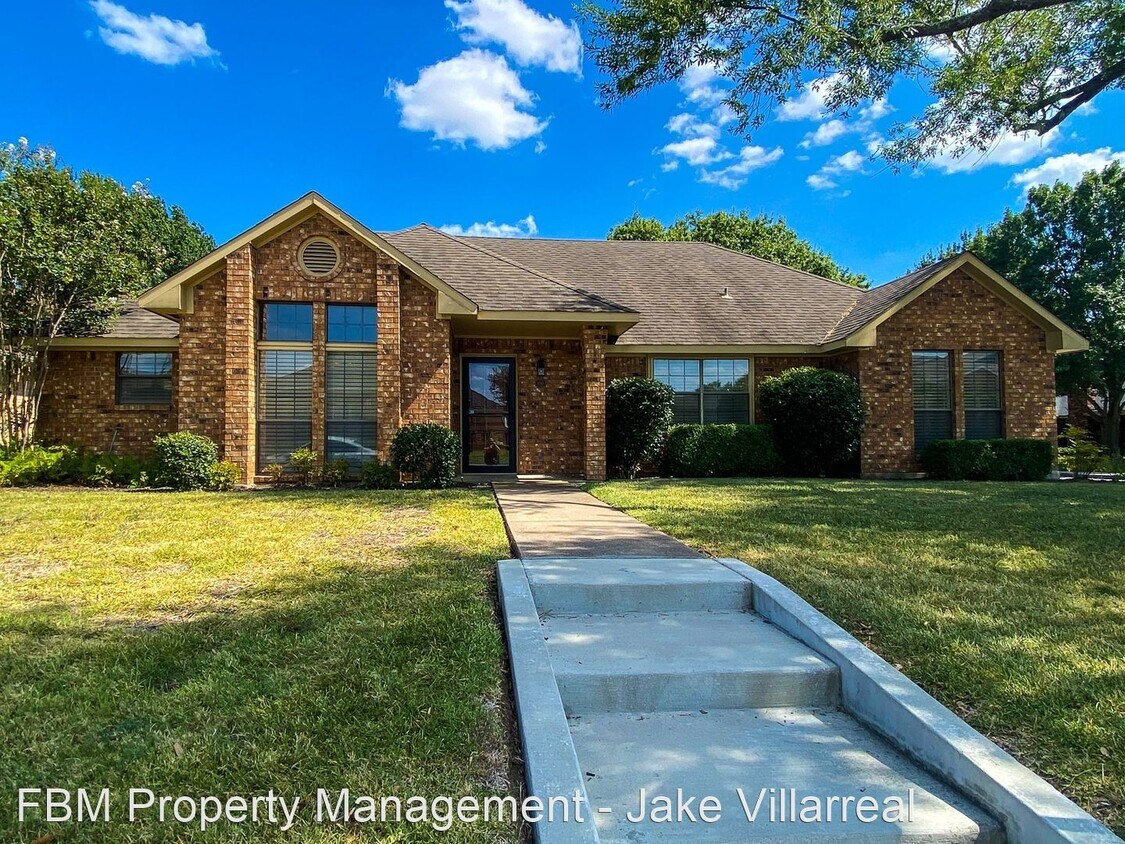 100 Indian Trace Ln, Waxahachie, TX 75165 House Rental in Waxahachie