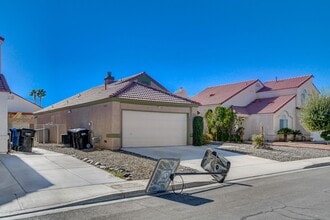 Building Photo - 1331 Frost Flower Dr