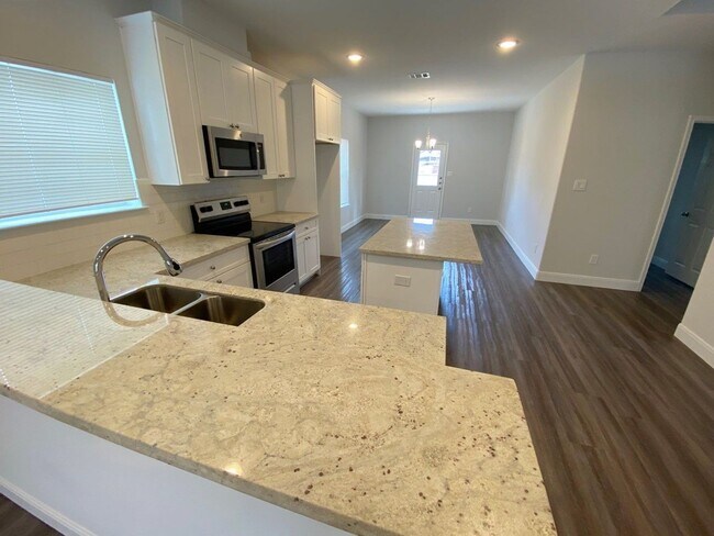 Foto del edificio - 8214 Parker Rd