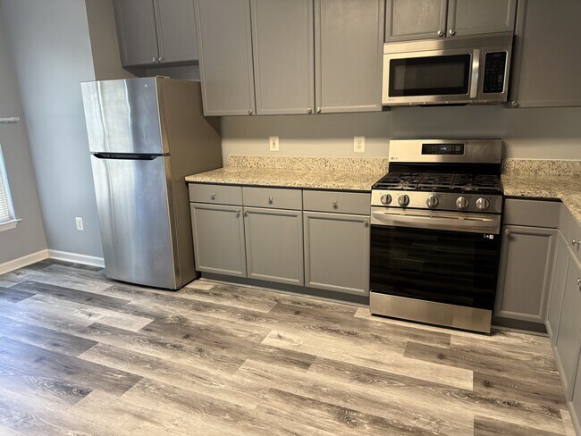 Foto del edificio - 4701 Blackfoot Rd