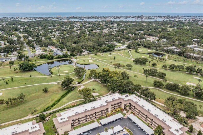 Foto del edificio - 12300 Vonn Rd