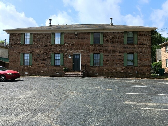 Building Photo - 52 Brianfield Dr