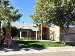 Building Photo - 10312 Fairway Loop