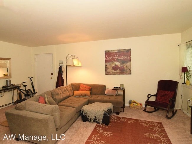 Building Photo - 2 br, 1 bath House - 5101 Crossfield Court #8