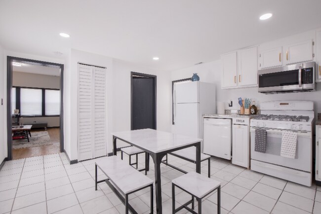 Foto del edificio - 3009 S Farrell St