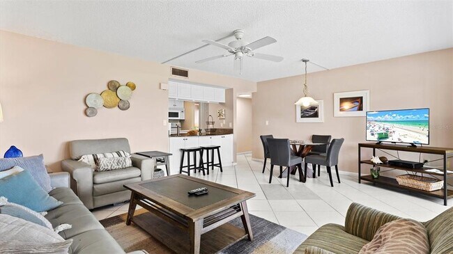 Building Photo - 1700 Cove II Pl