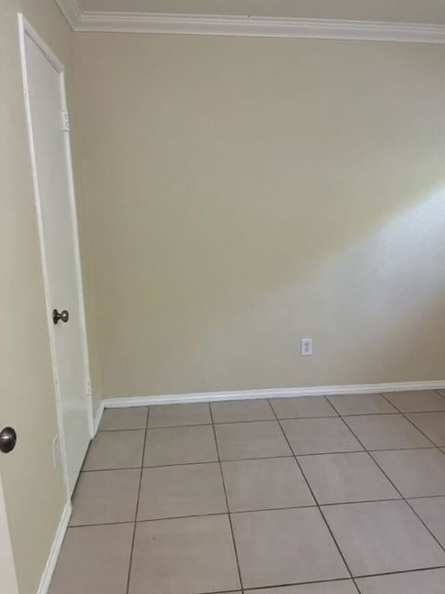 Foto del edificio - COMING SOON !! 2 Bedroom 1 Bath Apartment in Palm Springs!