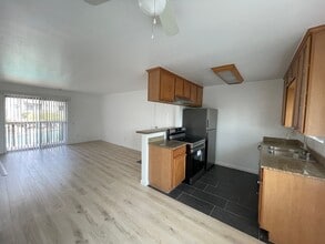 Building Photo - 6333 College Grove Way