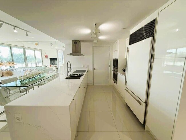 Foto del edificio - 495 Brickell Ave