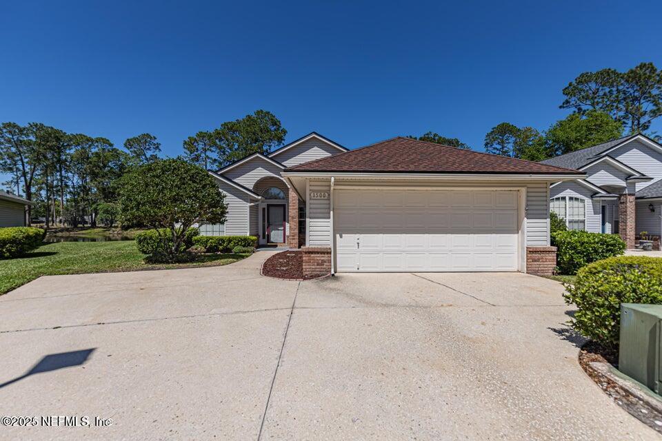 Foto principal - 1500 Linkside Dr