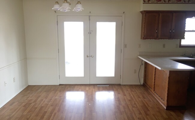Building Photo - Finished Basement