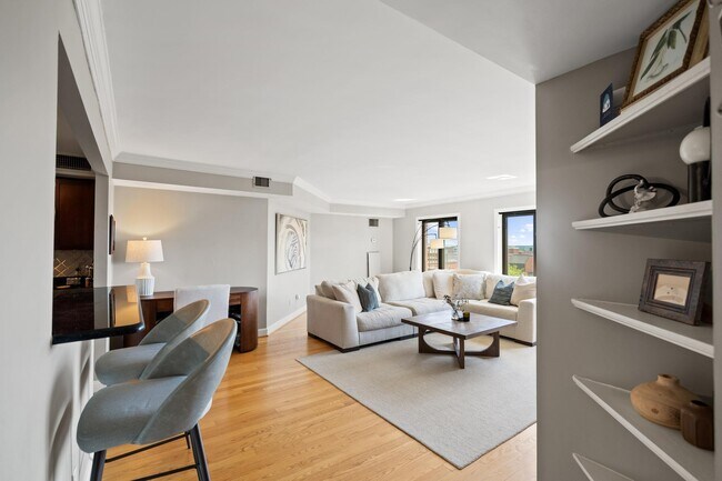 Foto del edificio - 1080 Wisconsin Ave NW