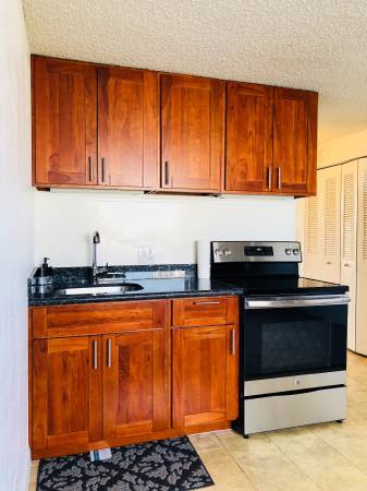 Kitchen - 2211 Ala Wai Blvd