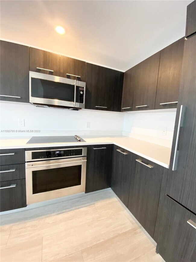 Foto del edificio - 55 SW 9th St