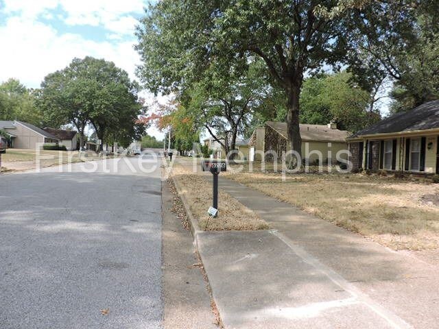 Foto del edificio - 6226 Ridgeline Dr