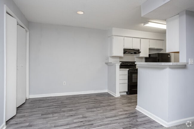 3BR, 2BA - 1153SF - Cocina/comedor - Retreat at Baywood