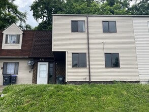 Building Photo - 533 St Marys Dr